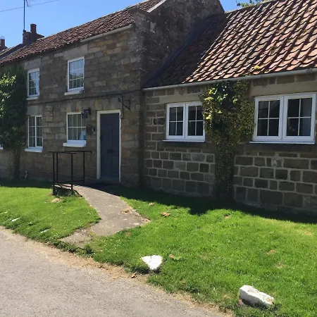Sunnyside Hutton Le Hole Villa *